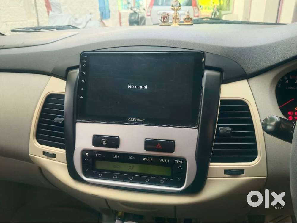 Toyota Innova 2011 Diesel Well Maintained Company Service Record