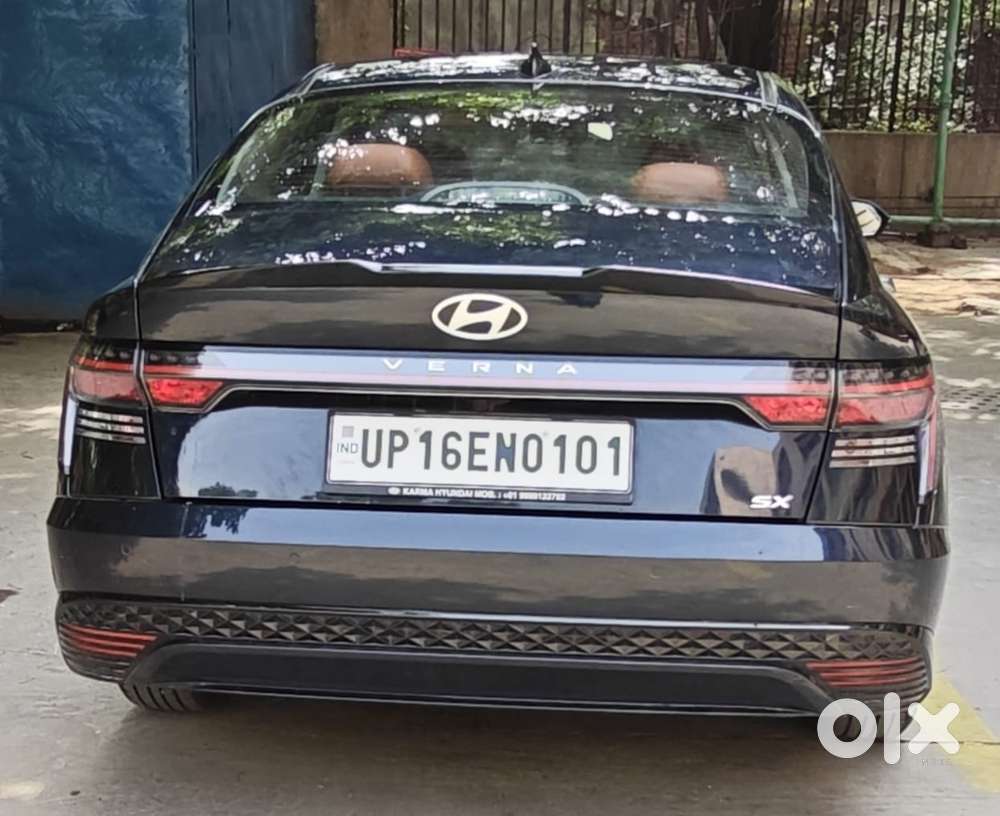 Hyundai Verna 1.5 Sx Ivt, 2024, Petrol