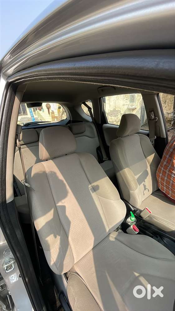 Honda Jazz Petrol 2010 Bulbul Ka Baccha Kuch Kaam Krvane Ki Jrurt Nhi
