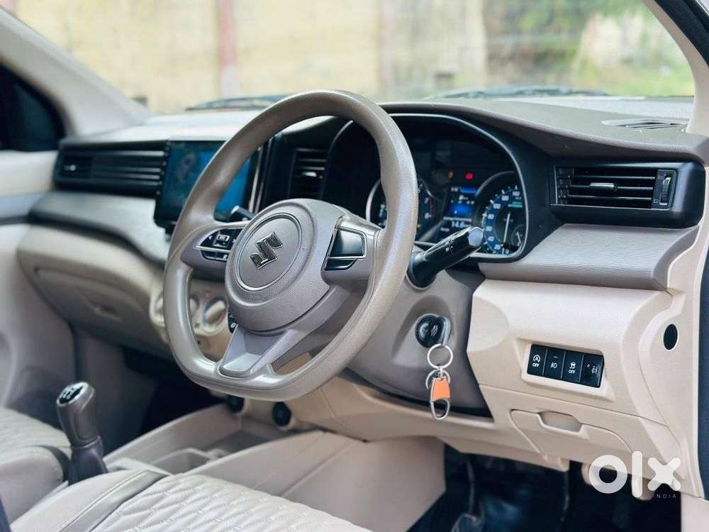Maruti Suzuki Ertiga 1.5 Vxi Shvs, 2023, Petrol