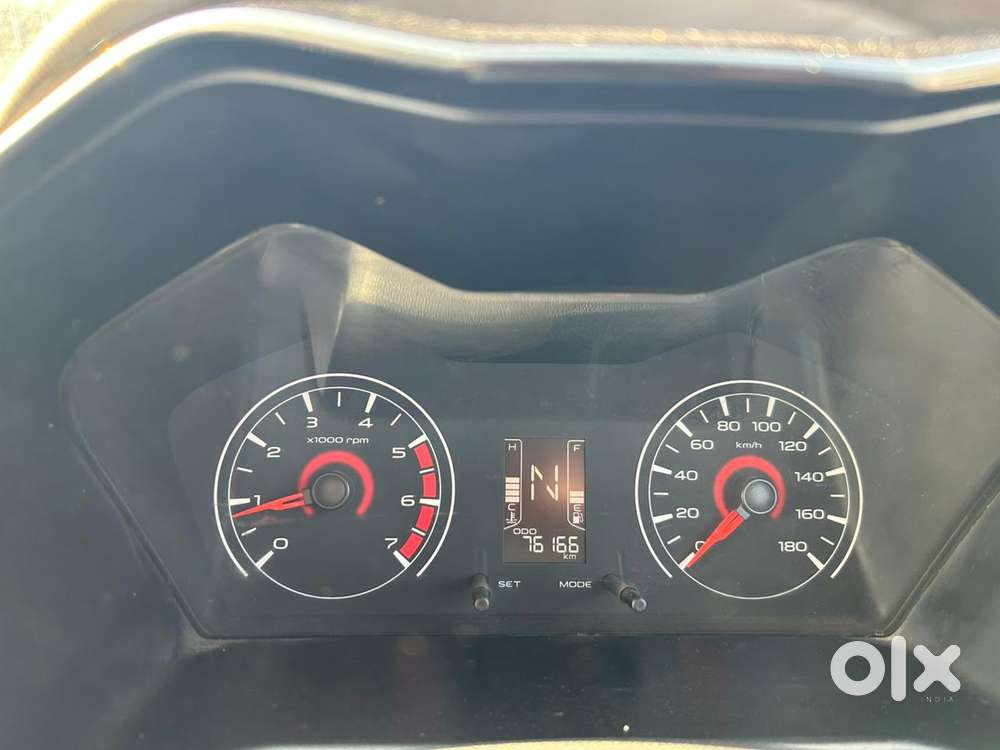 Mahindra Kuv 100 2016-2017 Mfalcon G80 K4 Plus, 2016, Petrol