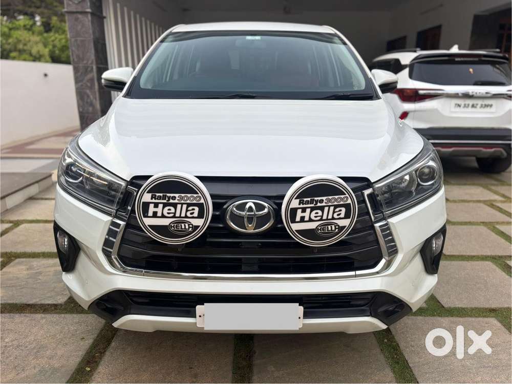 Toyota Innova Crysta 2.4 V, 2022, Diesel