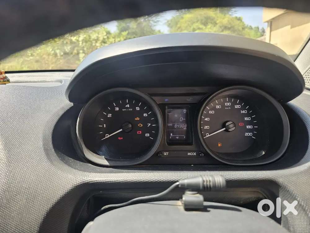 Tata Tiago 2018 Cng & Hybrids 84300 Km Driven
