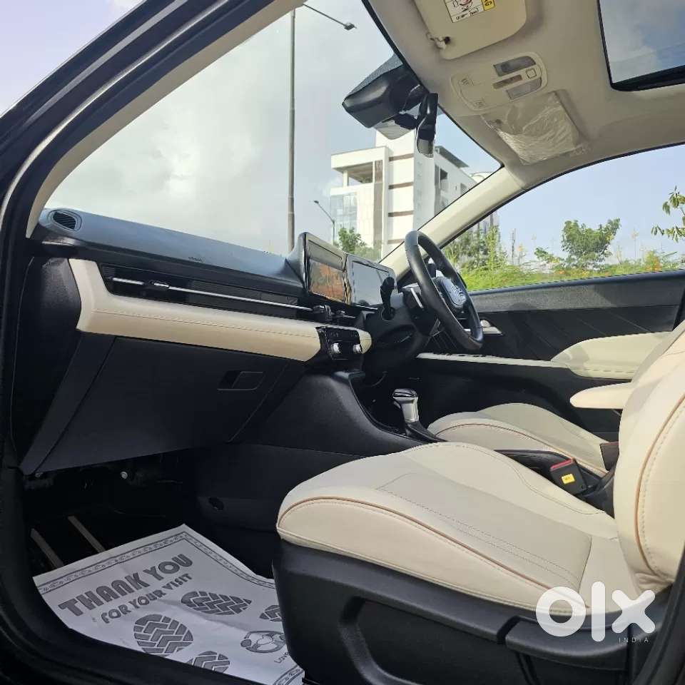Hyundai Verna 1.5 Sx (o) Vtvt, 2024, Petrol