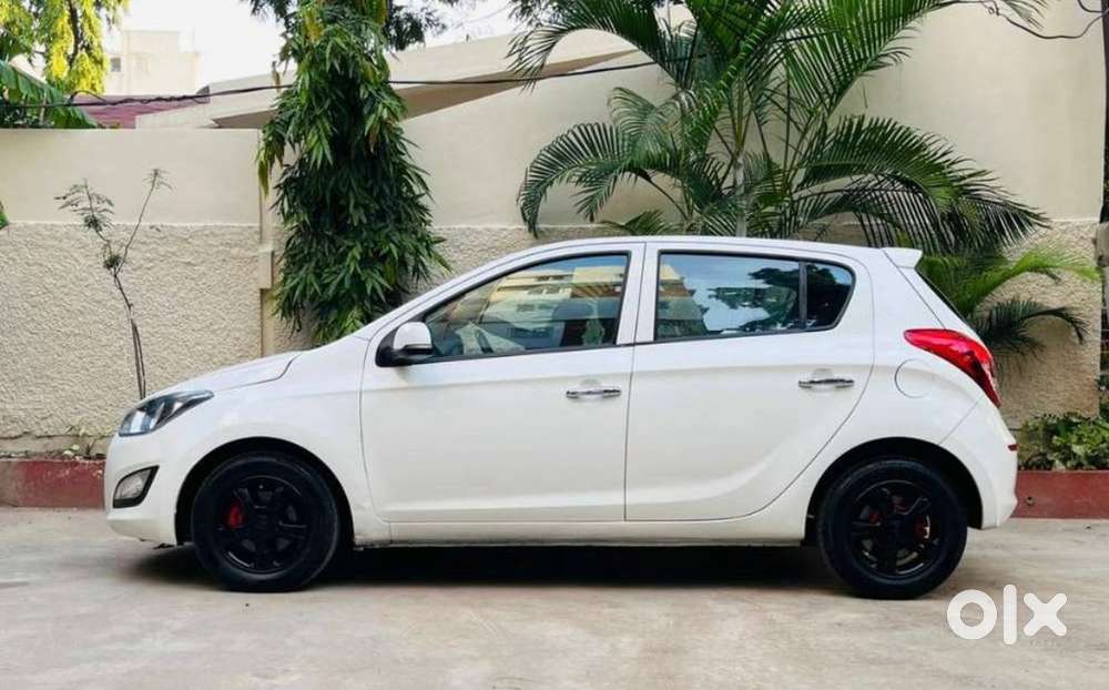 Hyundai I20 Asta Diesel Manual 2012