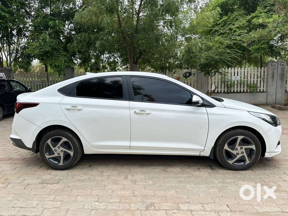 Hyundai Verna 1.5 S Plus Diesel Mt, 2022, Diesel