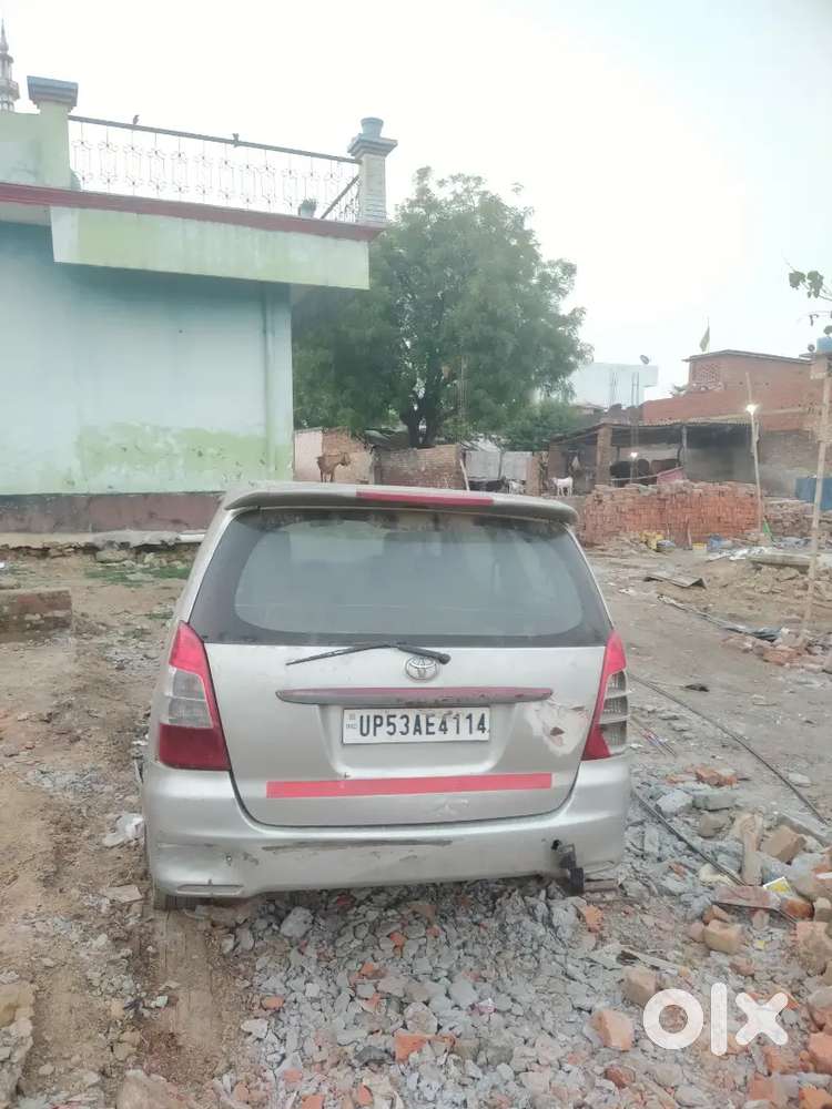 Toyota Innova Crysta 2009 Diesel Well Maintained