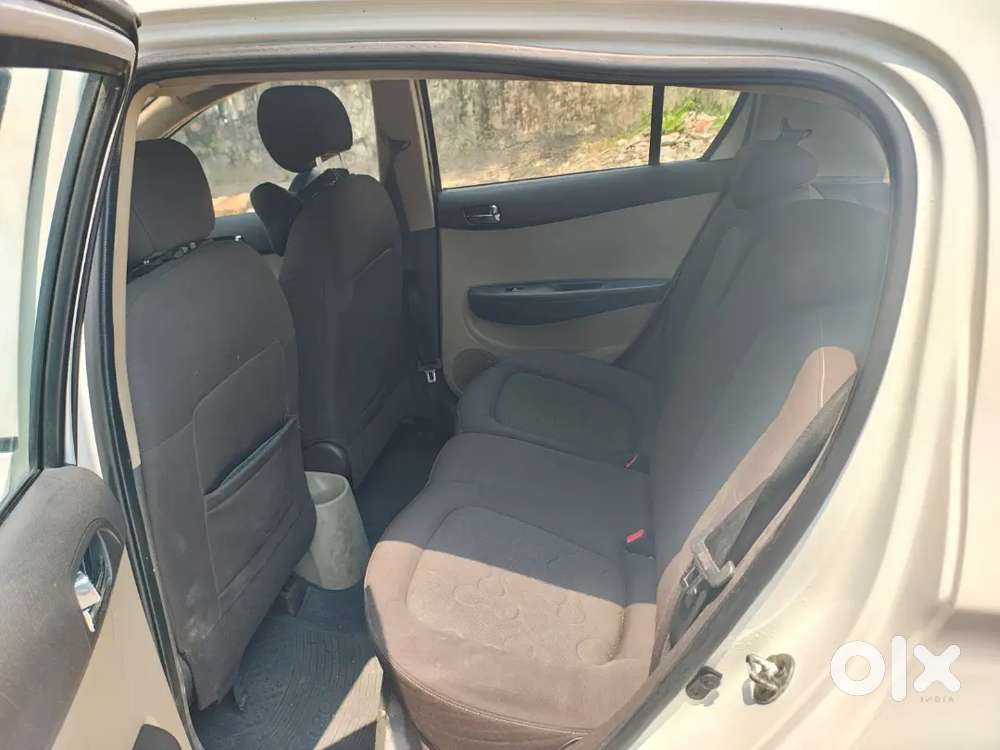 Hyundai I20 2010 Petrol Well Maintained