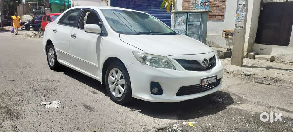 Toyota Corolla Altis 1.8 J, 2012, Diesel