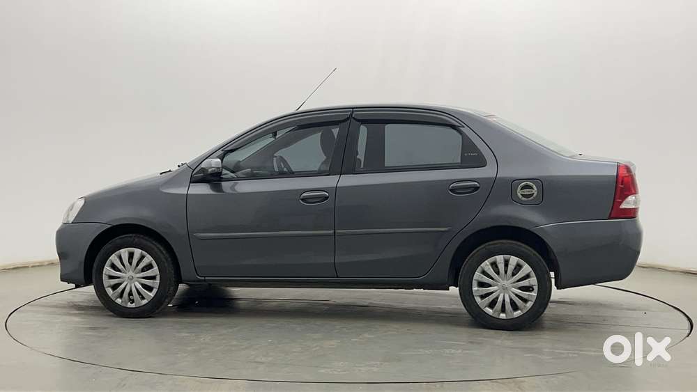 Toyota Etios V, 2016, Petrol