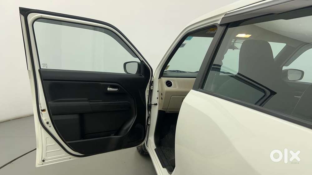Maruti Suzuki Wagon R 1.2 Zxi Plus Amt, 2022, Petrol