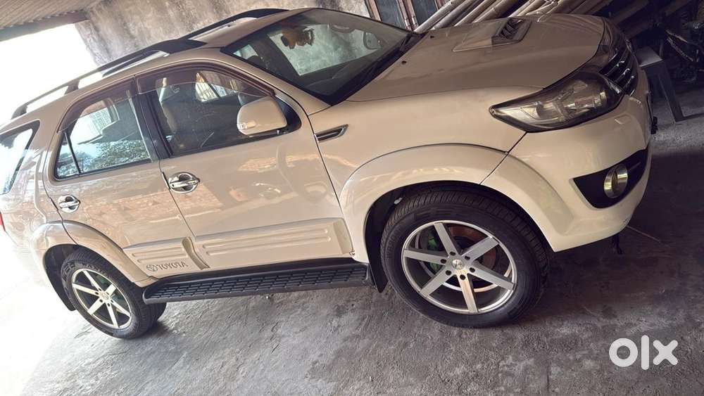 Toyota Fortuner 2013 Diesel Well Maintained