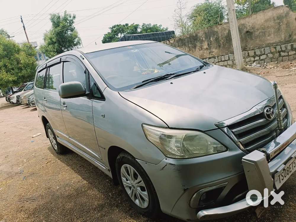 Toyota Innova 2.5 G 2016