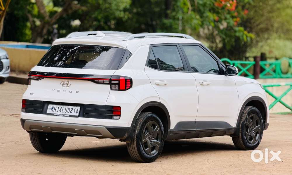 Hyundai Venue Sx Mt, 2024, Petrol