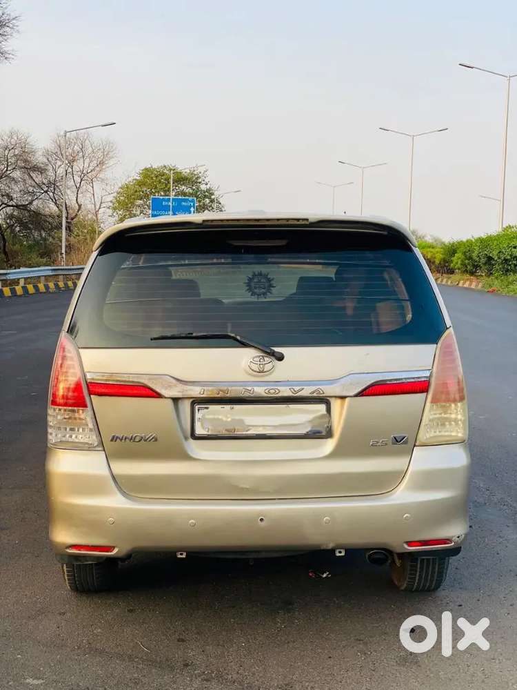 Toyota Innova It's Full Loaded Condition
