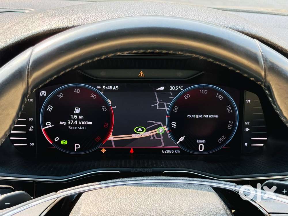 Skoda Superb 2.0 L&k Tsi At, 2023, Petrol