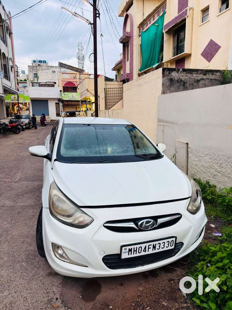 Hyundai Verna Petrol 2012