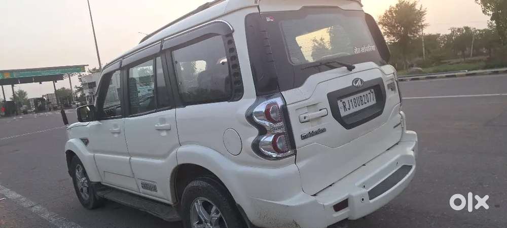 Mahindra Scorpio 2017 Diesel Manual