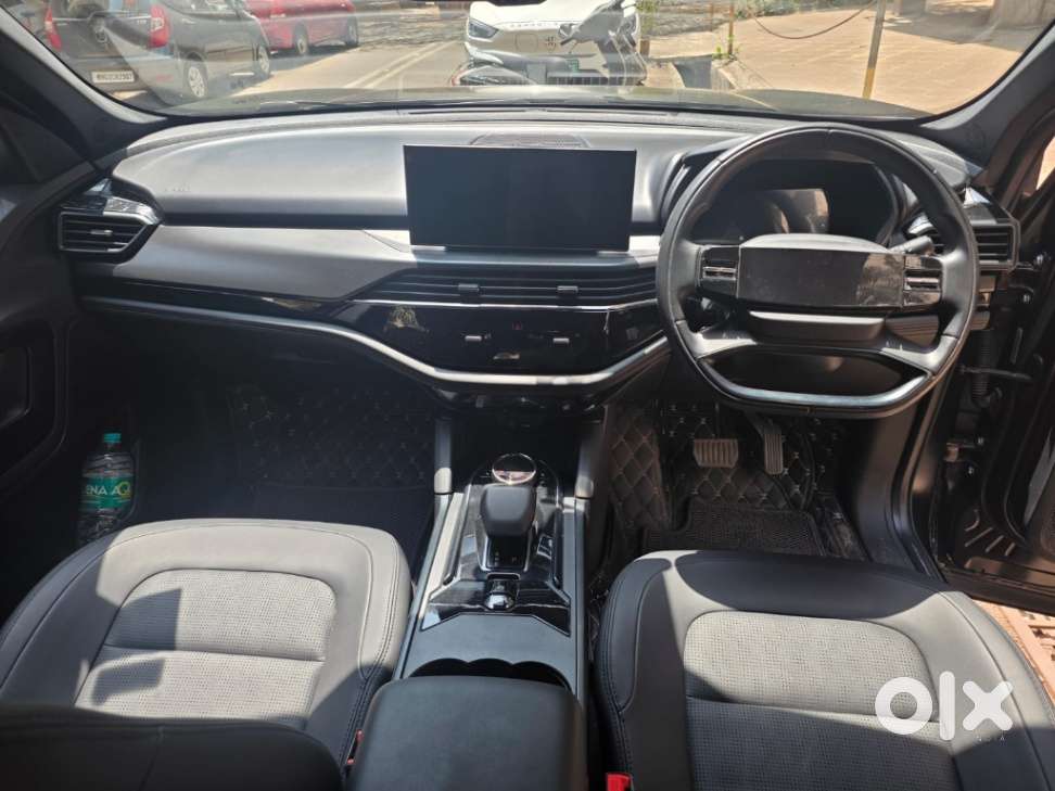 Tata Safari Accomplished X Plus 7 Str Stealth Edition At, 2025, Dies..