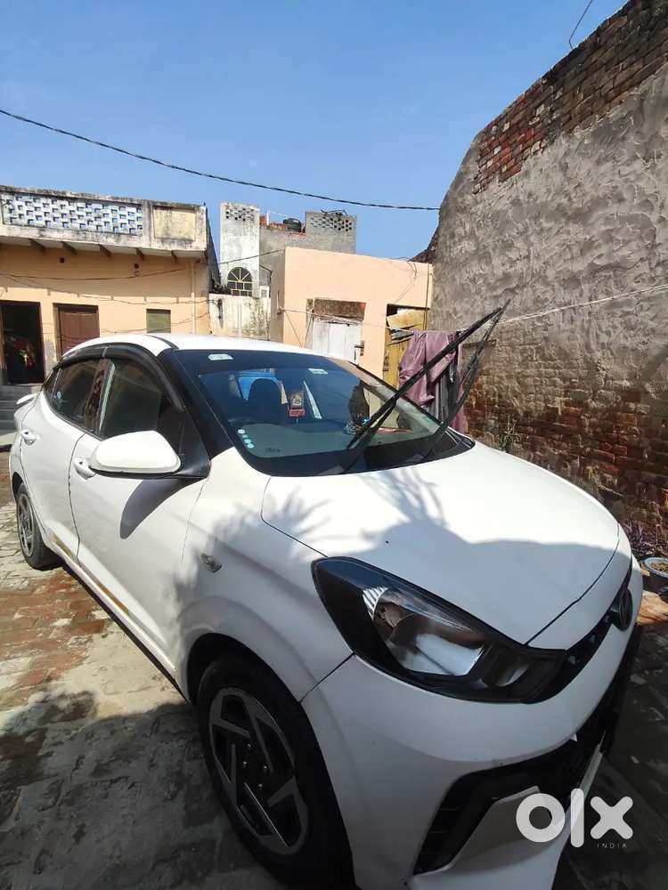 Hyundai Aura 2024 Cng