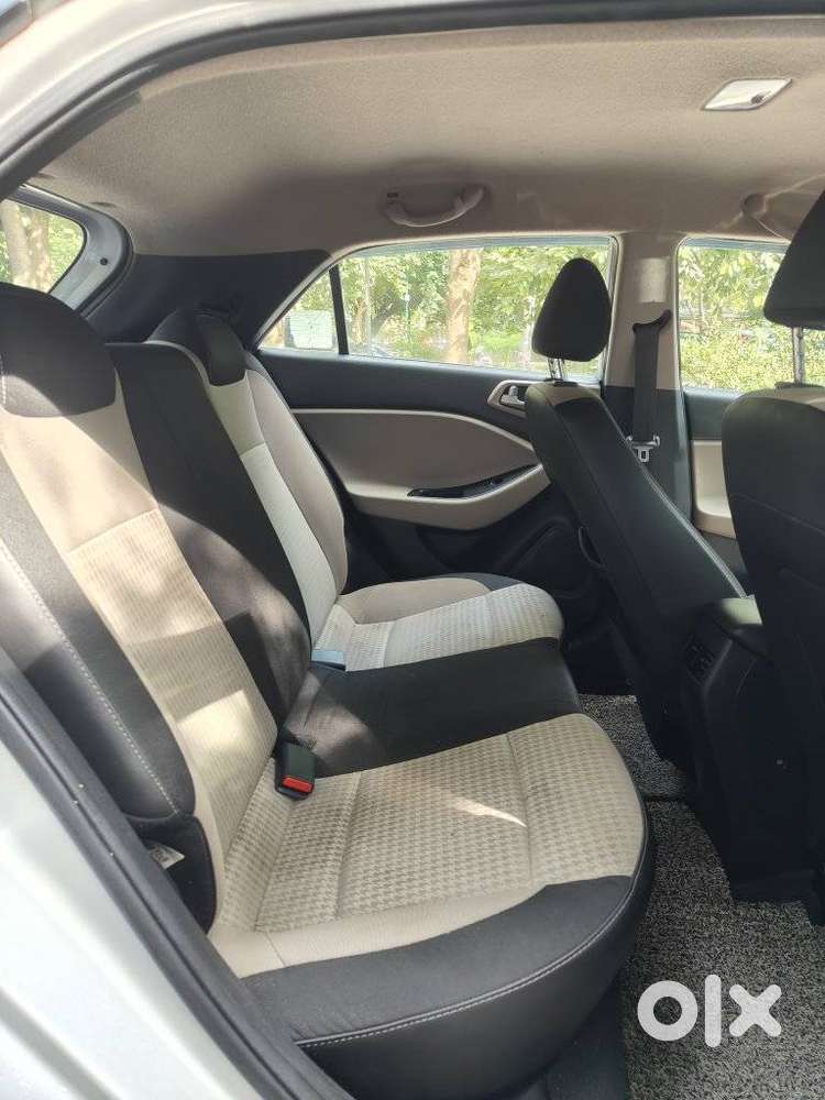 Hyundai I20 Petrol Cvt Magna Executive, 2019, Petrol