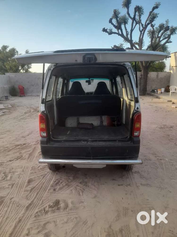 Maruti Suzuki Eeco 2011