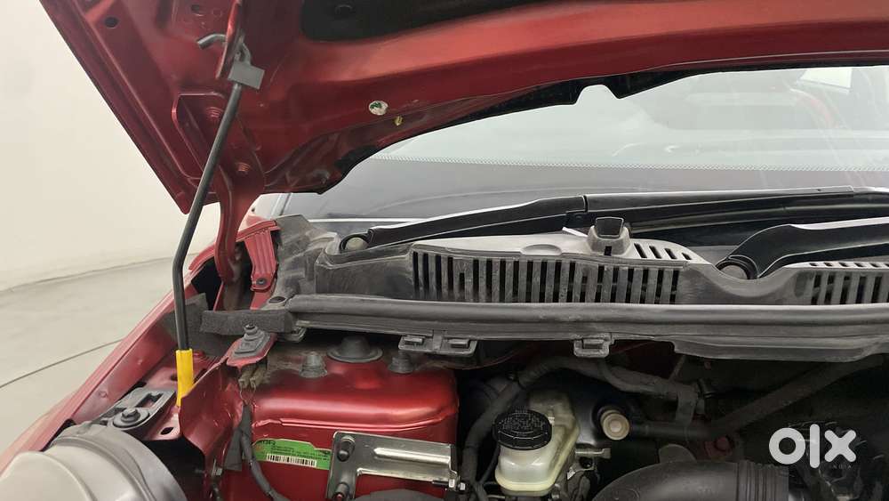 Tata Nexon 1.2 Revotron Xza Plus (l), 2018, Petrol