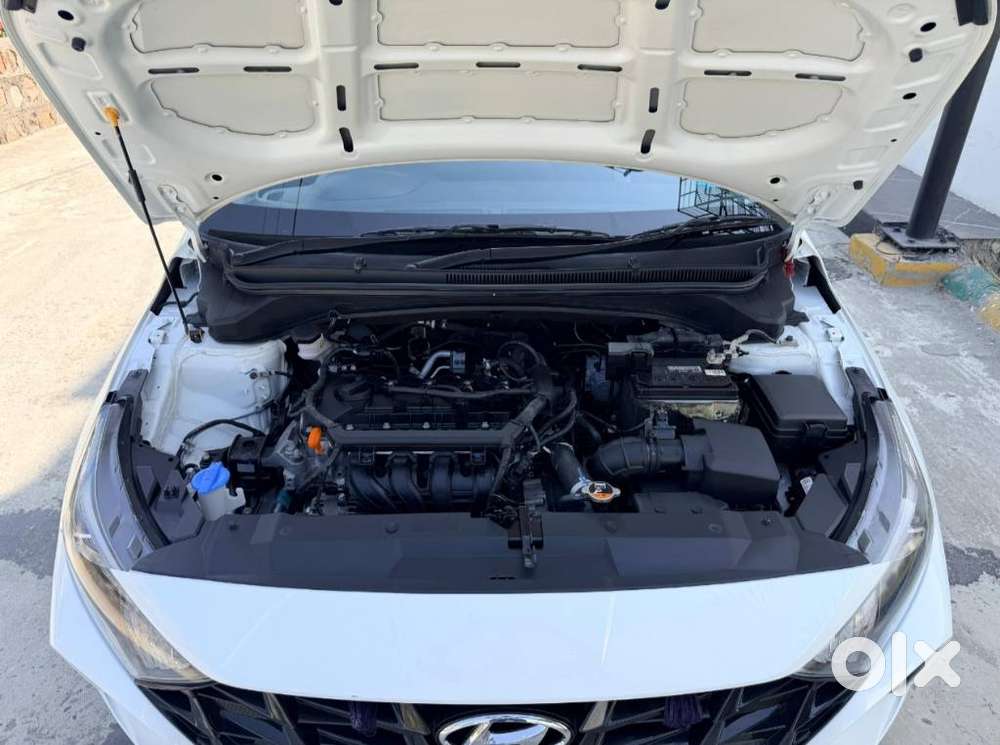 Hyundai Elite I20 1.2 Asta (o) Cvt, 2023, Petrol