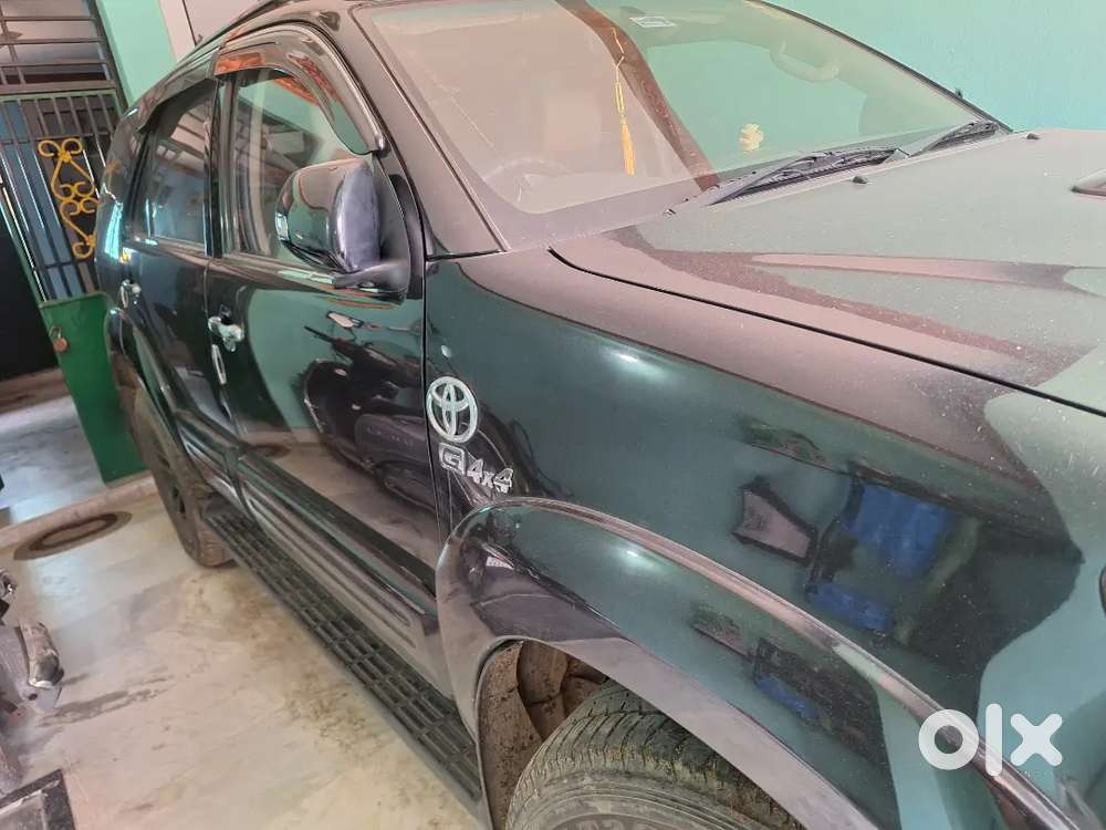 Toyota Fortuner 2012