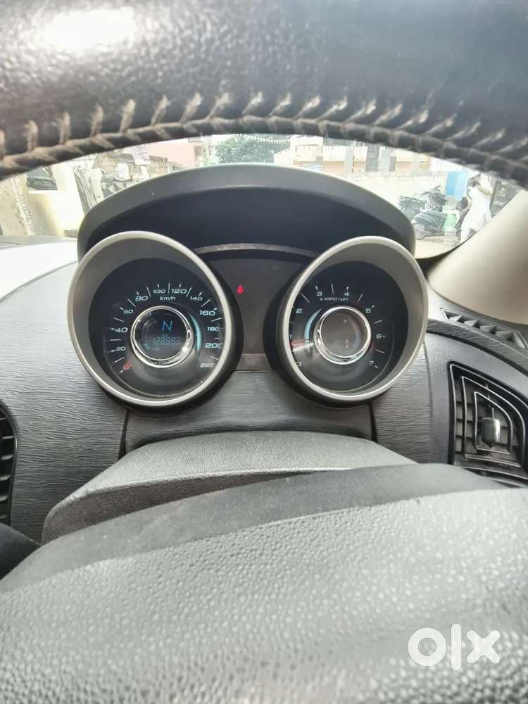 Mahindra Xuv500 2.2 Diesel 2015