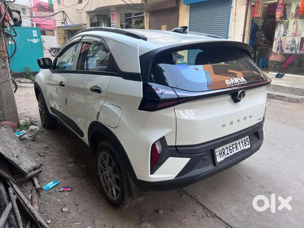 Tata Nexon Smart Plus S 2025