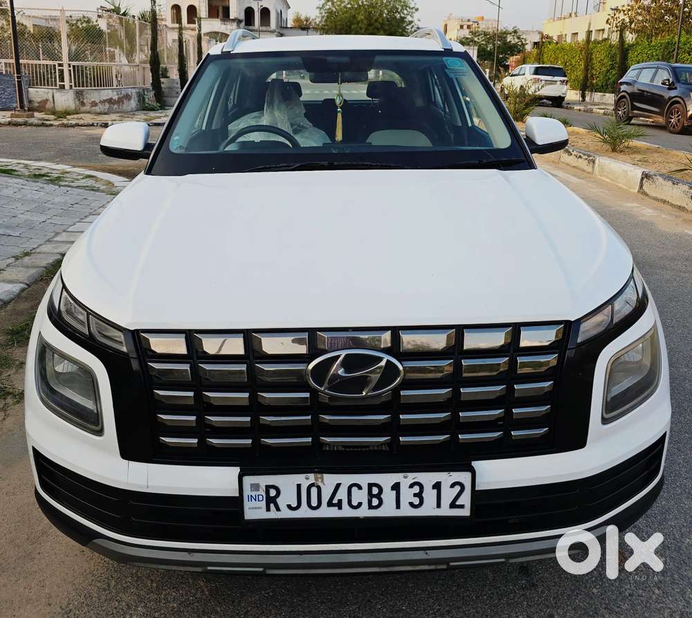 Hyundai Venue S 1.2 Petrol, 2023, Petrol