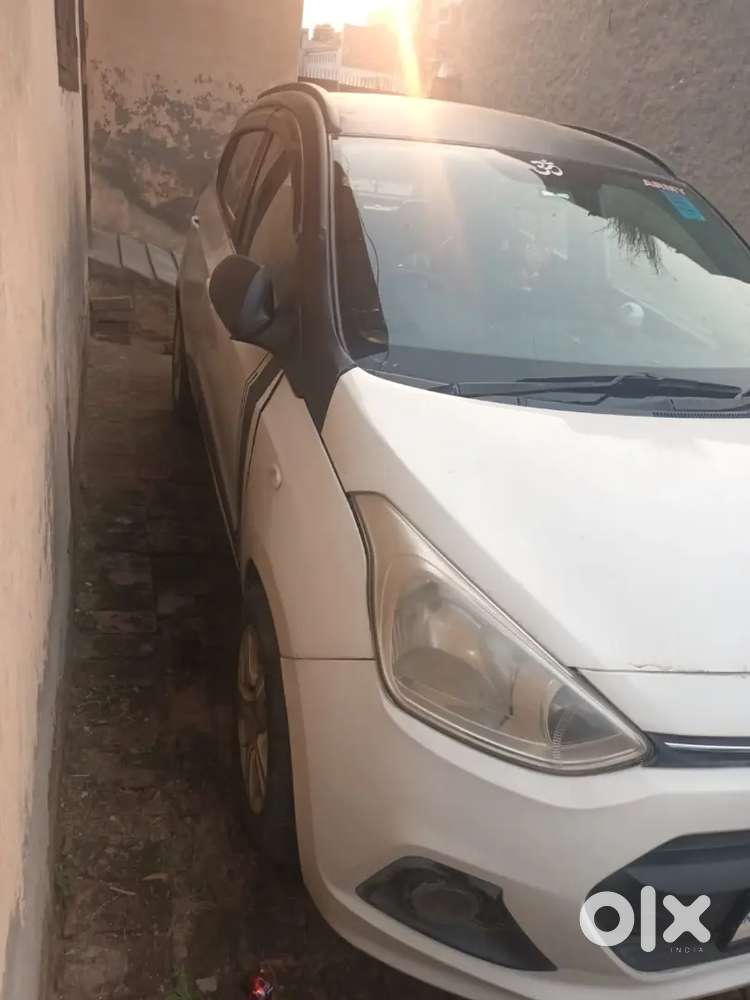 Hyundai Grand I10 2015 Petrol 99000 Km Driven