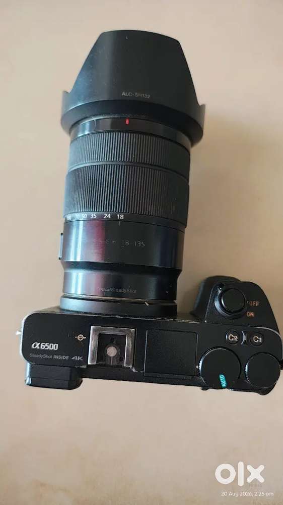 Sony Alpha A6500 with 18-135 lens