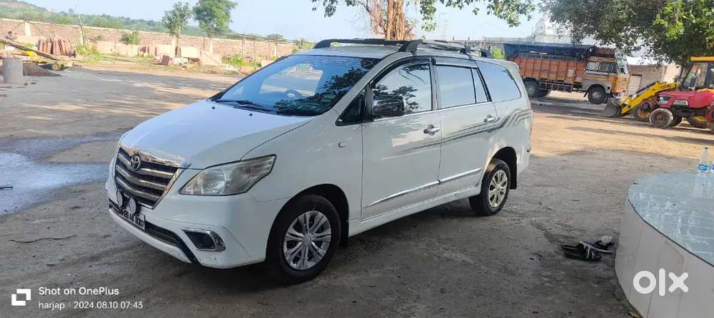 Good Condition Innova Car