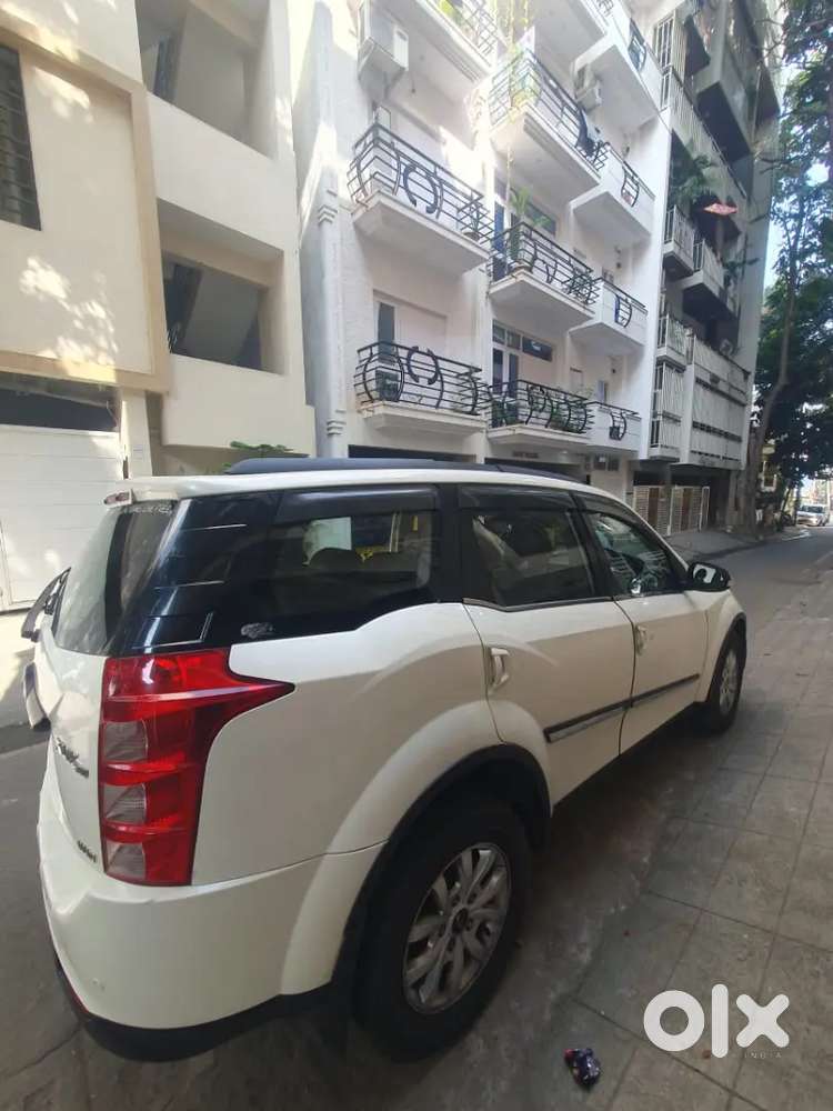 Mahindra Xuv500 W10 2017 Diesel Well Maintained