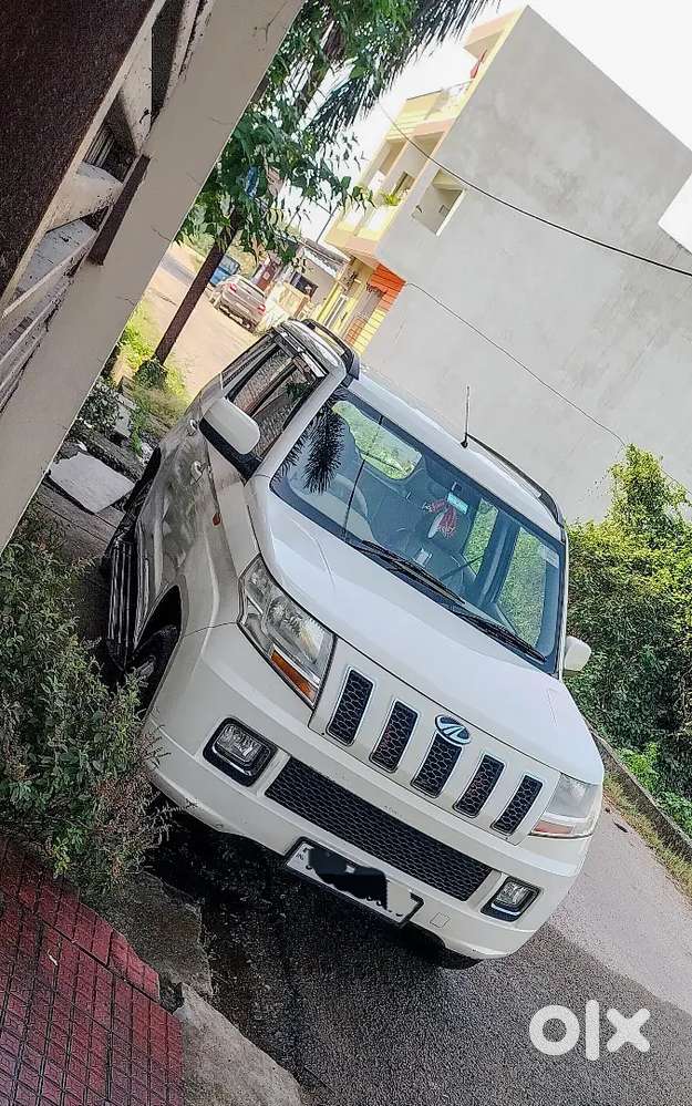Mahindra Tuv 300 2016