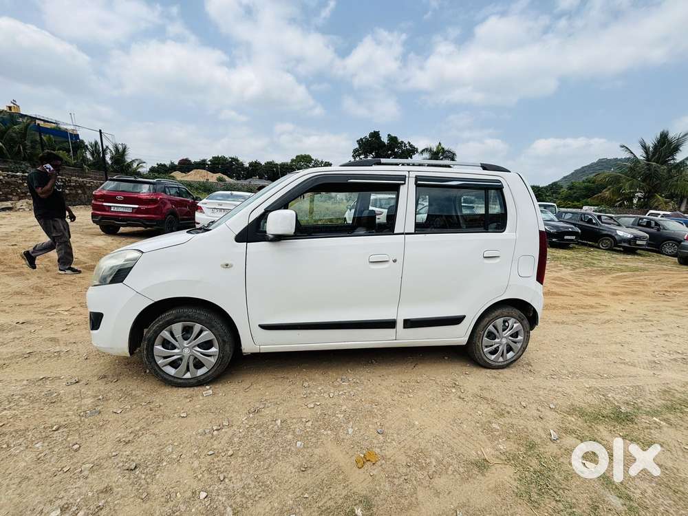 Maruti Suzuki Wagon R Vxi Amt, 2017, Petrol