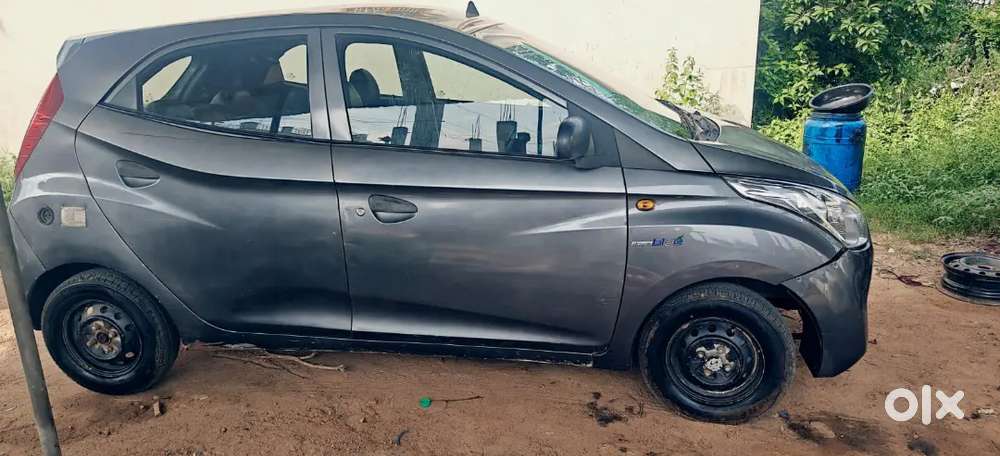 Hyundai Eon 2012 Manual 132000 Km Lpg And Petrol