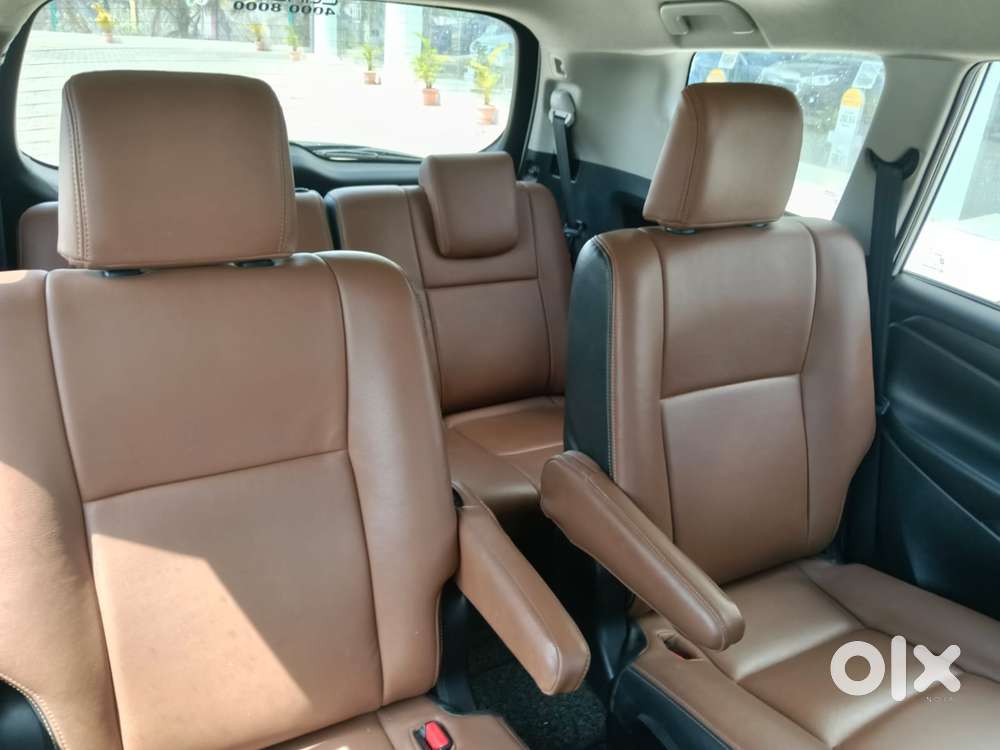 Toyota Innova Crysta [2020-ongoing] 2.4 Gx 8 Str, 2020, Diesel
