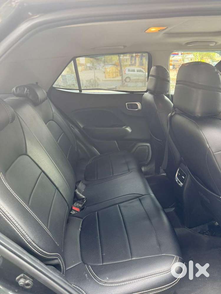 Hyundai Venue Sx 1.0 Turbo Imt Petrol 2021  50,000 Kms