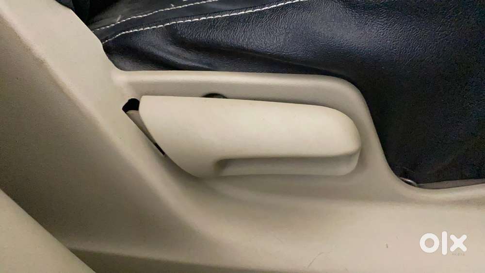 Maruti Suzuki Swift Dzire 1.2 Lxi (o), 2016, Petrol