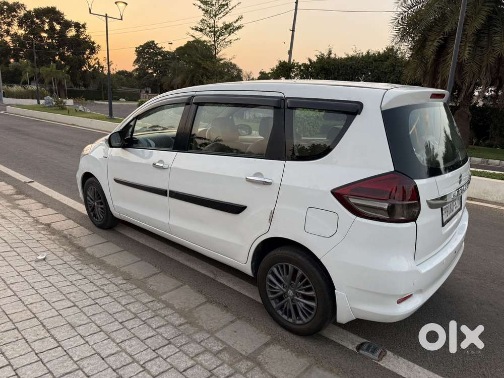 Maruti Suzuki Ertiga Shvs Vdi Limited Edition, 2016, Diesel