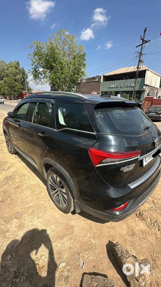 Mg Hector Plus 2021 Diesel Well Maintained