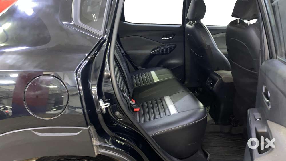 Nissan Magnite Kuro Edition Petrol Amt, 2025, Petrol