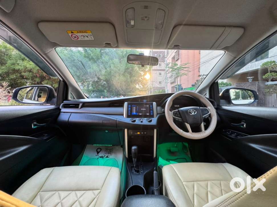 Toyota Innova Crysta 2.8 Gx At 8 Seater, 2018, Diesel