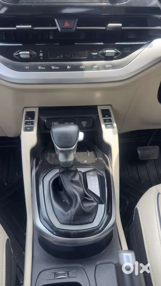 Kia Carens 1.5 Luxury Plus Diesel At 7 Str, 2024, Diesel