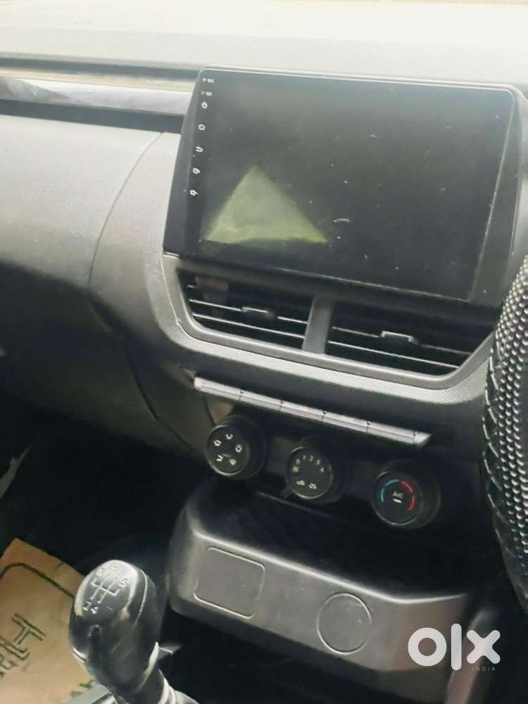 Renault Kiger 2023 Petrol Manual Year