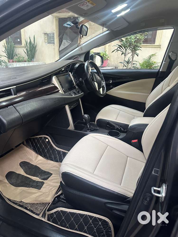 Toyota Innova Crysta Diesel 2021