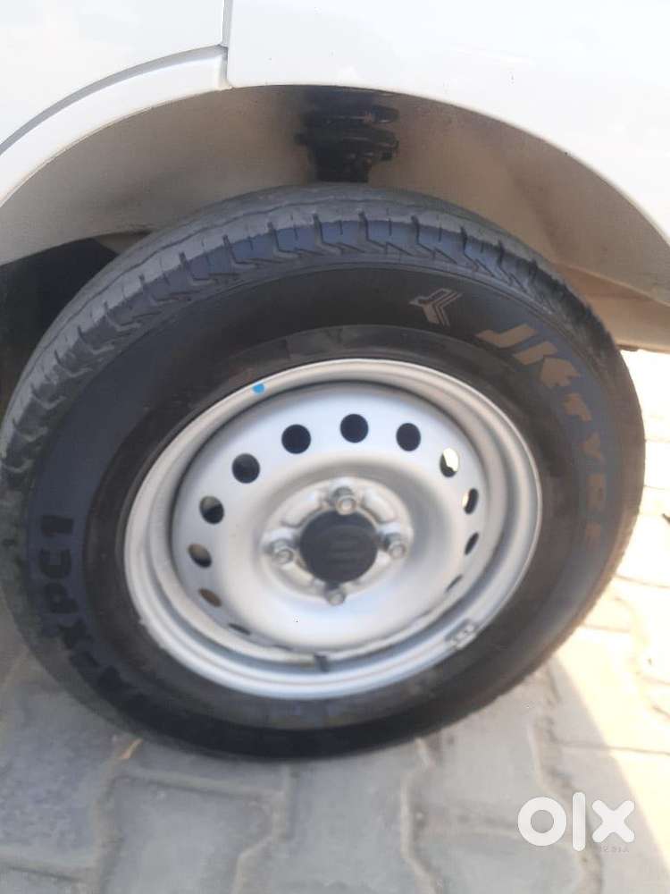 Maruti Suzuki Eeco 5 Str Ac(o) Cng, 2025, Cng & Hybrids